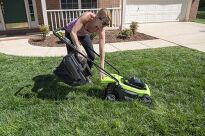 24V kosiarka 33 cm Greenworks GD24LM33 - 4