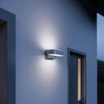 Lampa elewacyjna z czujnikiem ruchu i zmierzchu  Steinel L 810 SC LED  iHF Bluetooth Mesh Connect 9,8W 3000K 679lm IP44 IK03 230V srebrna / aluminium - 2