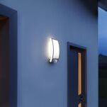 Lampa elewacyjna z czujnikiem ruchu i zmierzchu Steinel L 22 S PIR max.60W E27 IP44 IK03 230V srebrna / stal nierdzewna - 2