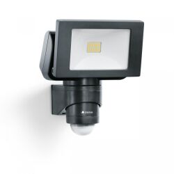 Naświetlacz z czujnikiem Steinel LS 150 S LED PIR 13,7W 4000K 1375lm IP44 IK03 230V czarny / aluminium