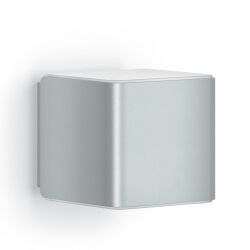 Lampa elewacyjna z czujnikiem ruchu i zmierzchu Steinel L 840 SC LED iHF Bluetooth Mesh Connect 9,1W 3000K 319lm IP44 IK03 230V srebrna / tworzywo sztuczne